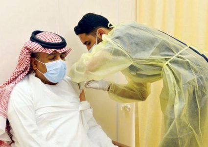 السعودية: 1218 إصابة و15 وفاة جديدة بفيروس كورونا