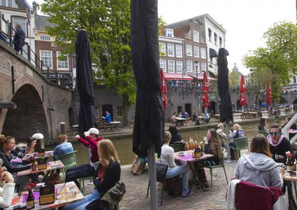 آيسلندا.. أول دولة أوروبية تلغي جميع القيود المتعلقة بكورونا