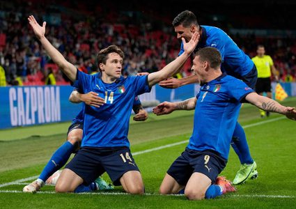 إيطاليا تتأهل إلى ربع النهائي لبطولة أمم أوروبا