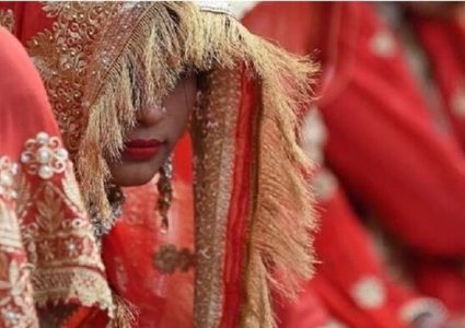 السبب غريب ..عروس هندية تفض العرس