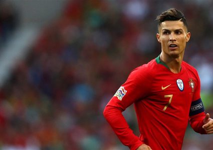 44 منتخبا.. خارطة "ضحايا" أهداف رونالدو الـ109