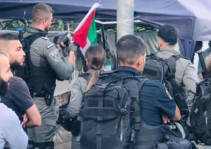 جرافات الاحتلال تقتحم سلوان مع انتهاء المهلة لهدم 17 منزلا