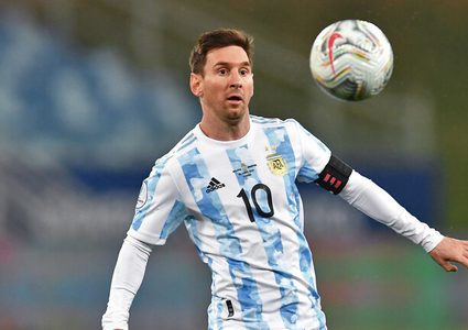 ميسي يسجل هدفين في فوز الأرجنتين برباعية على بوليفيا