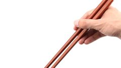 تايوان: امرأة تصدم ببقايا عيدان طعام في جيوبها الأنفية !