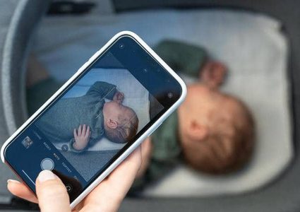 صدمة اجتماعية.. بريطانيا تسجل أصغر أم في تاريخها