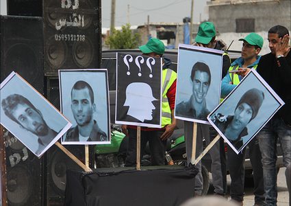 قناة عبرية تكشف ما أبلغه وفد الاحتلال للوسيط المصري في القاهرة