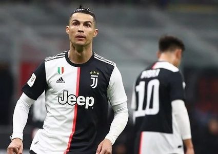 يوفنتوس يحسم الجدل حول رحيل رونالدو