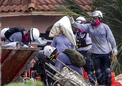 ارتفاع عدد القتلى بانهيار مبنى في ميامي لـ 18 و145 مفقودا