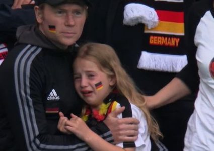 "الفتاة الألمانية الباكية" في يورو 2020 تثير فضيحة