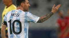 ميسي ينضم إلى قائمة تاريخية حال تجديد عقده مع برشلونة الإسباني