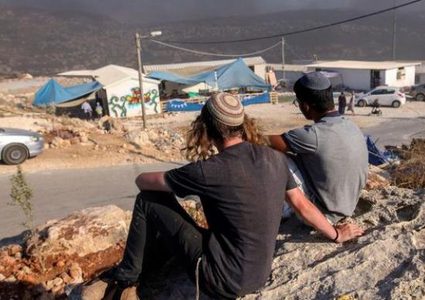 اتفاق نهائي على إخلاء بؤرة افيتار الاستيطانية