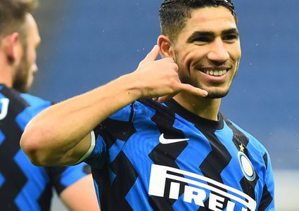 انتقال المغربي حكيمي إلى باريس سان جيرمان