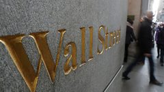 مؤشرات البورصة الأمريكية تبلغ مستويات غير مسبوقة
