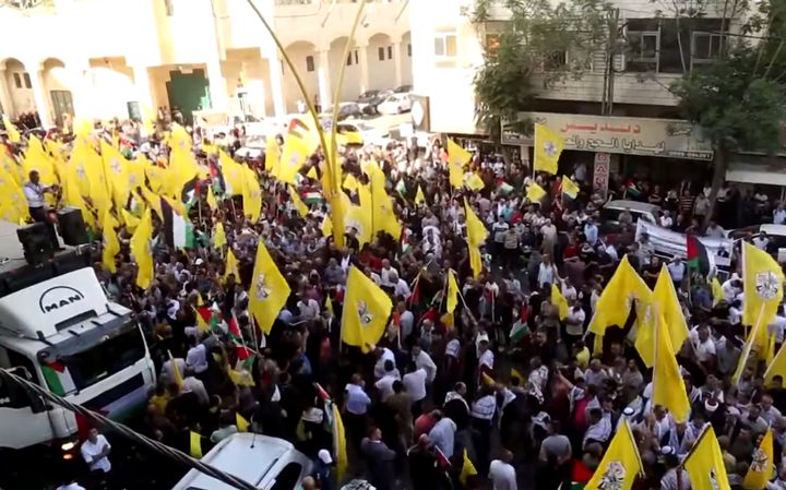 عشرات الآلاف يشاركون في مسيرة جماهيرية نصرة للأسرى