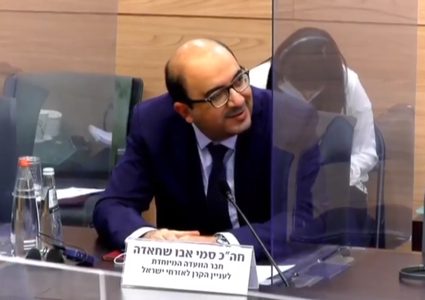 أبو شحادة يطالب الاتحاد الاوروبي بعرقلة تمرير قانون منع لم الشمل