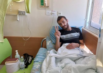 الأسير الغضنفر أبو عطوان يواصل إضرابه عن الطعام منذ 63 يوما