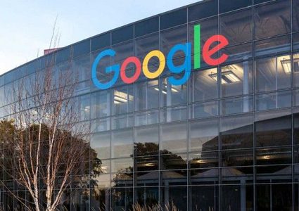 غوغل تزيل تطبيقات "تسرق بيانات حسابك" في فيسبوك