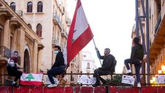 إيطاليا تطالب المجتمع الدولي بالتدخل لحل الأزمات بلبنان