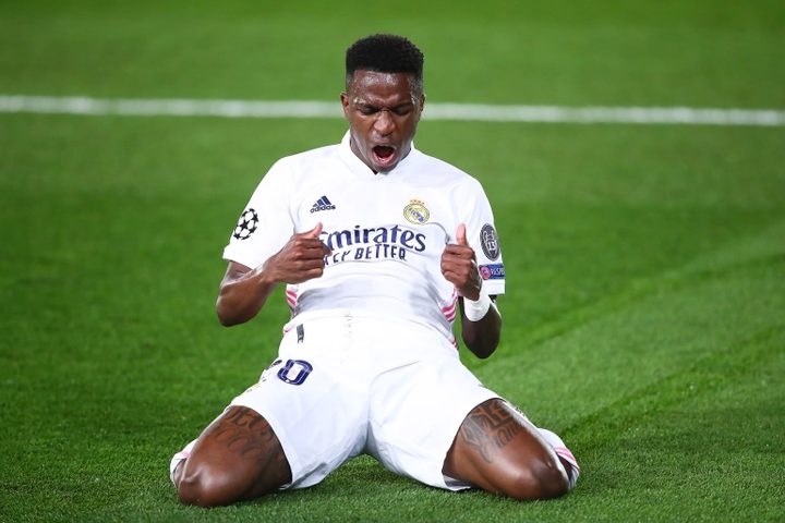 هل يتخلى ريال مدريد عن فينيسيوس مقابل مبابي؟