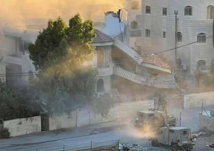 الاحتلال يفجر منزل الأسير منتصر الشلبي في ترمسعيا