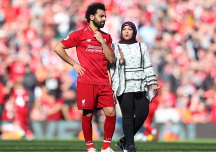 رد صلاح على أنباء انفصاله عن زوجته ماجي