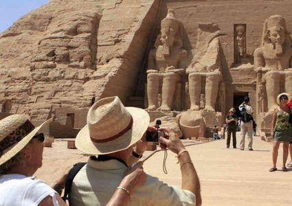 مصر تسعى لاستقبال مليون سائح روسي بنهاية العام الجاري