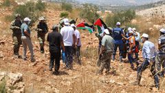 قوات الاحتلال تقمع فعالية ضد الاستيطان غرب سلفيت