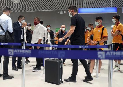 انسحاب فريق كرة القدم التركي من مباراة في أثينا بسبب فحص كورونا