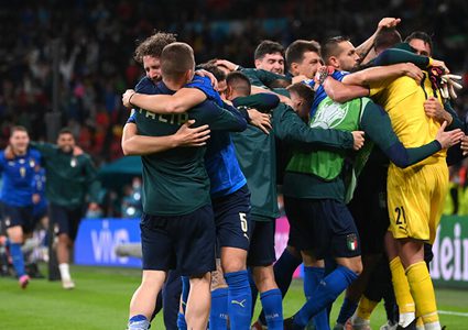 كم ربحت إيطاليا ماليا بعد تتويجها بلقب يورو 2020؟