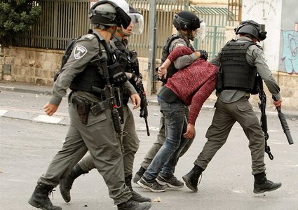 قوات الاحتلال تشن حملة اعتقالات في الضفة
