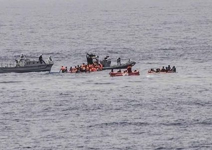 البحرية المغربية تنقذ 344 مهاجرا