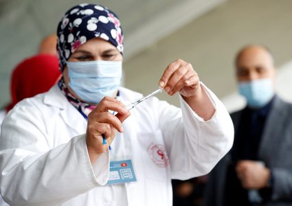 1109 إصابات و13 وفاة جديدة بكورونا في الجزائر