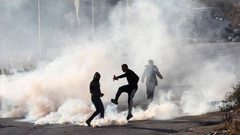 إصابات خلال مواجهات مع الاحتلال في بيتا وبيت دجن