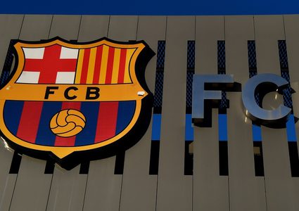 الاتحاد الفلسطيني يثمن قرار برشلونة الشجاع بنقل مباراته