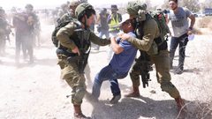 الاحتلال يقمع وقفة احتجاجية لأهالي التواني جنوب محافظة الخليل