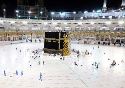 تغيير كسوة الكعبة يوم غد الأثنين