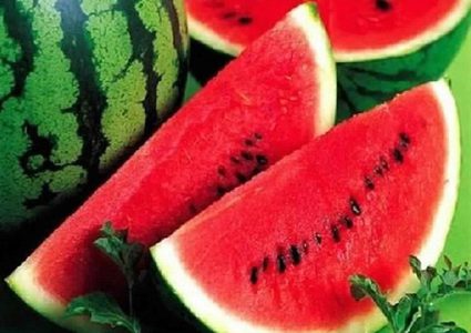 مشكلات صحية تحرم هؤلاء الأشخاص من تناول البطيخ