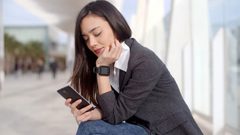 مواقع التواصل الاجتماعي تؤثر سلباً على صحة النساء النفسية