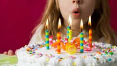 كعكة عيد الميلاد تحتوي على عدد هائل من البكتيريا