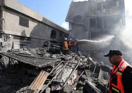 مركز حقوقي يكشف تفاصيل انفجار سوق الزاوية وسط غزة