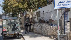 سلطات الاحتلال تجبر مقدسياً على هدم منزله في جبل المكبر