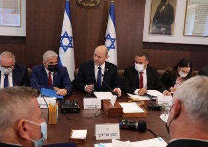 لهذا السبب.. حكومة بينيت قد تنهار بعد إقرار الميزانية