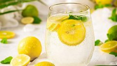 عصير الليمون.. مشروب الصيف يحميك من السرطان