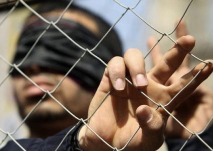 14 اسيرا يواصلون اضرابهم عن الطعام رفضا لاعتقالهم الاداري