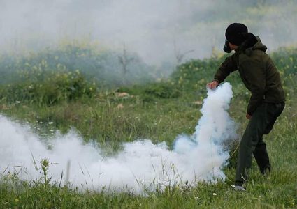 قوات الاحتلال تقمع مسيرة جماهيرية في الأغوار رفضا للاستيطان