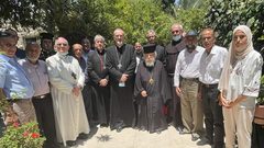 وفد من رؤساء الكنائس يتضامن مع أهالي حي الشيخ جرّاح بالقدس