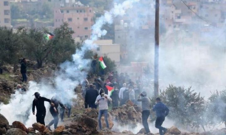 إصابات بالرصاص الحي والاختناق خلال مواجهات مع الاحتلال في بيتا