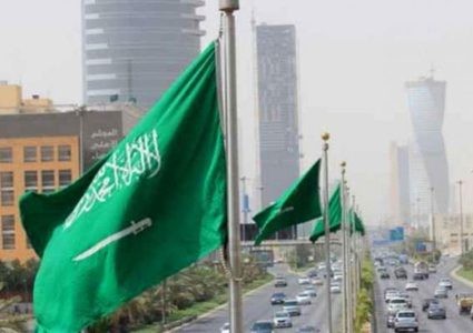 السعودية تفتح أبوابها للسياح مجدداً