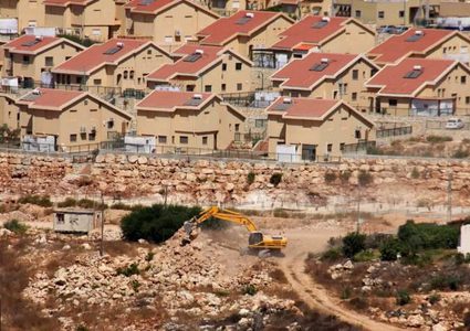 دغلس: تسارع في عمليات البناء الاستيطاني على أراضي جالود