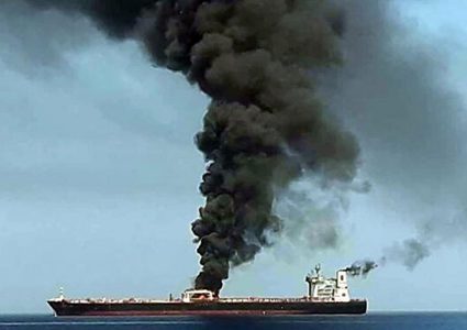 إيران تنفي ضلوعها في تفجير السفينة الإسرائيلية قبالة عمان